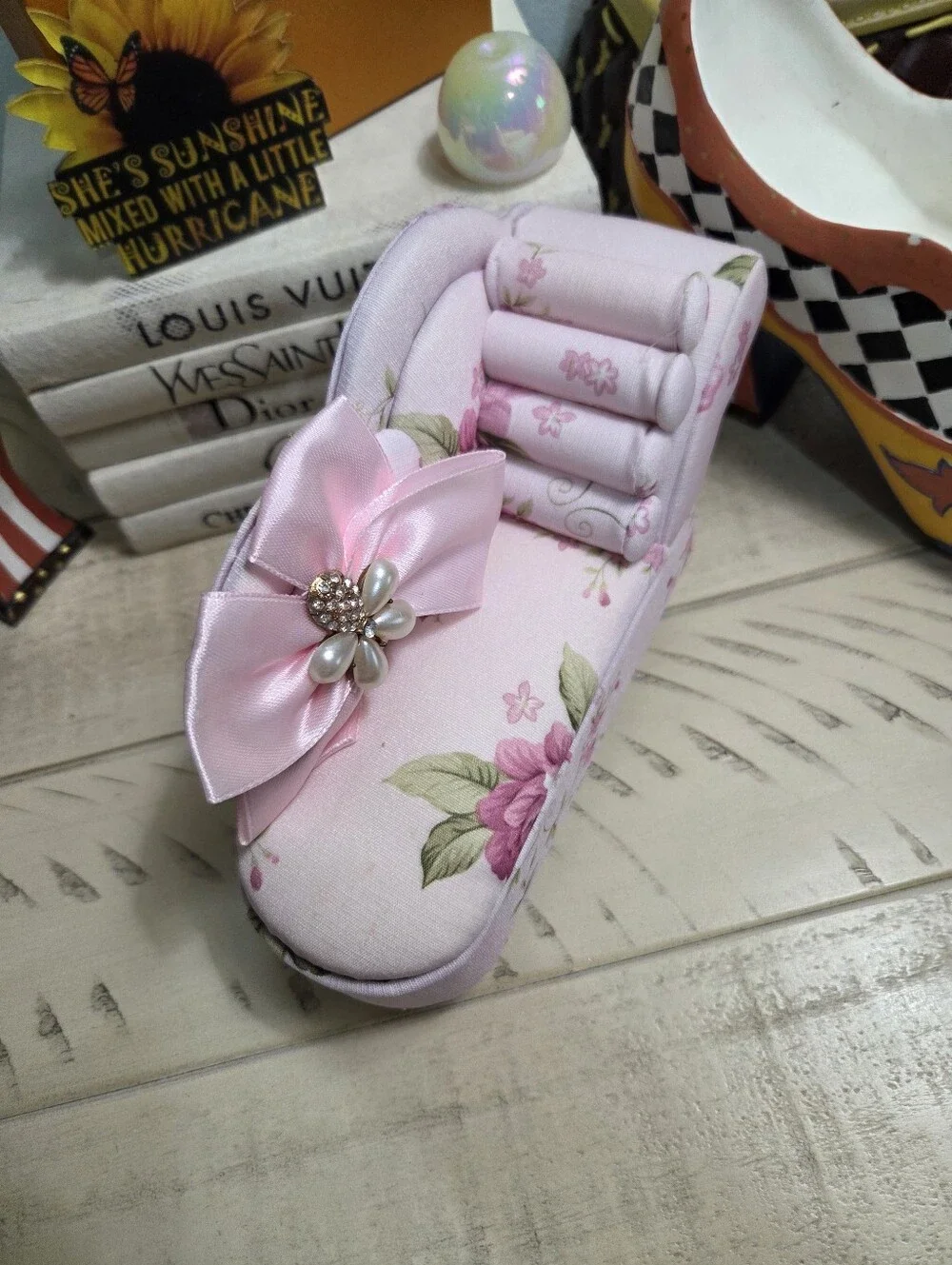 🌸 BNIB Floral Mini Chaise Lounge Sofa Jewelry Box Organizer 🌸